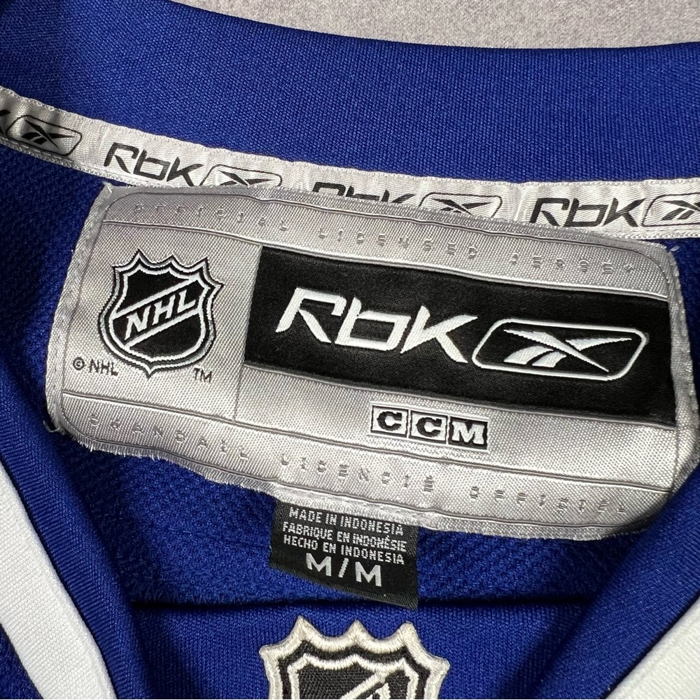 Reebok Blue and Green Vancouver Canucks Hockey Jersey NHL - Picture 4 of 6